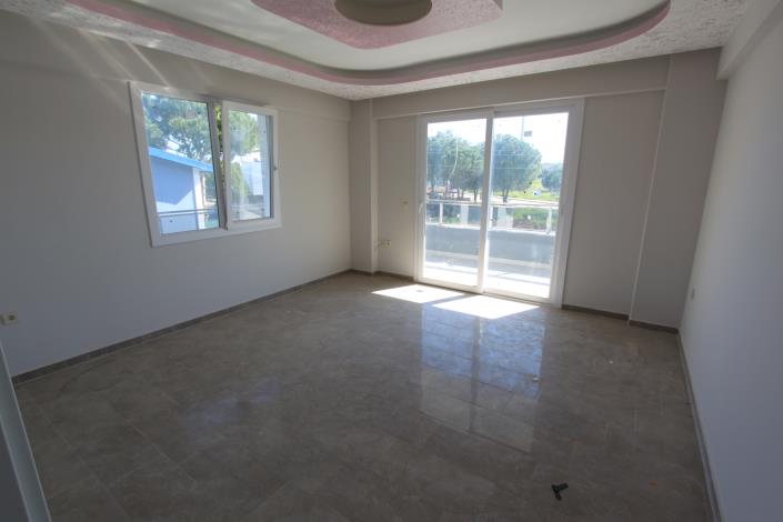 Image No.3-Villa de 4 chambres à vendre à Altinkum