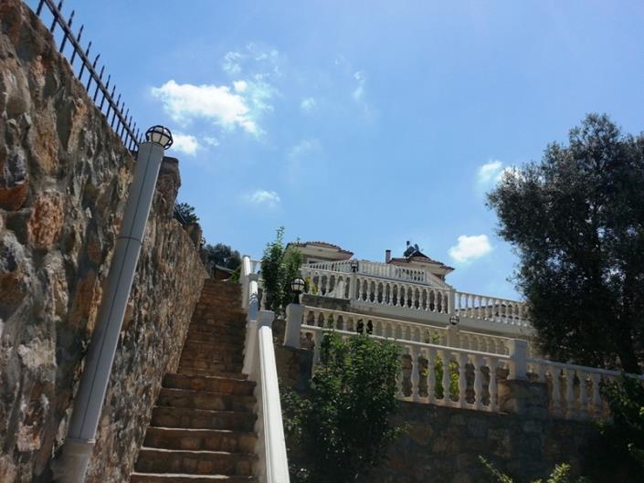 Image No.16-4 Bed Villa / Detached for sale