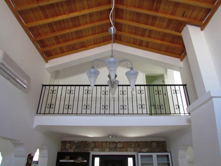 Image No.13-4 Bed Villa / Detached for sale