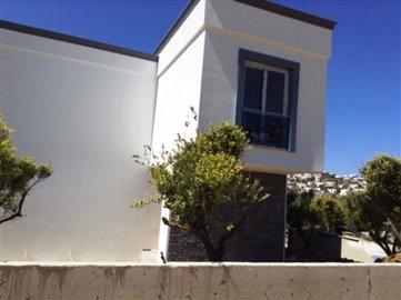 Villa / Détaché de 2 chambres à vendre à Kadikalesi