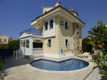 4 Bed Villa / Detached for sale