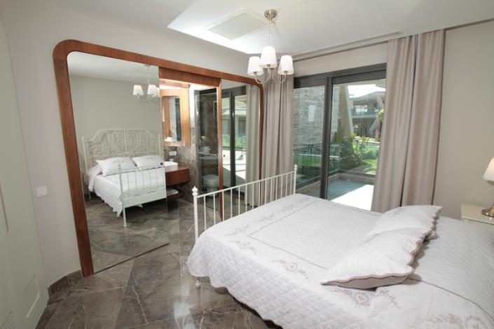 Image No.11-3 Bed Apartment for sale