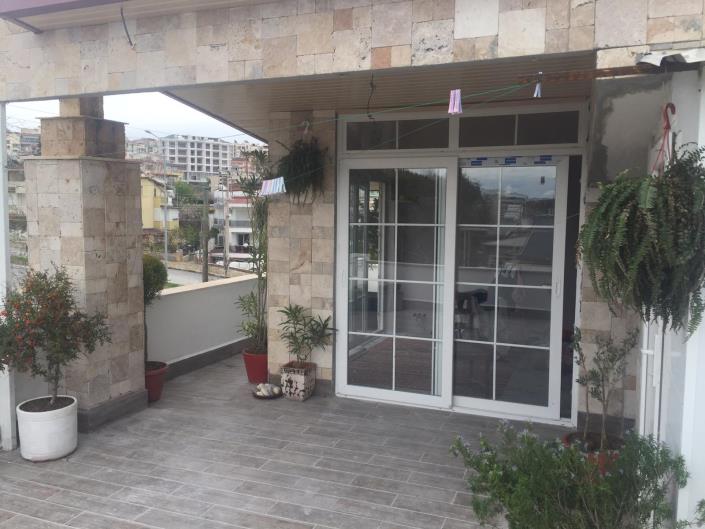 Image No.4-4 Bed House for sale