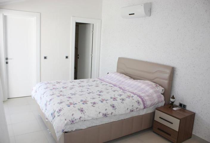 Image No.4-Duplex de 4 chambres à vendre à Side