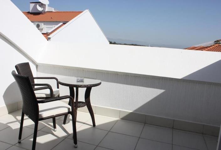 Image No.12-Duplex de 4 chambres à vendre à Side