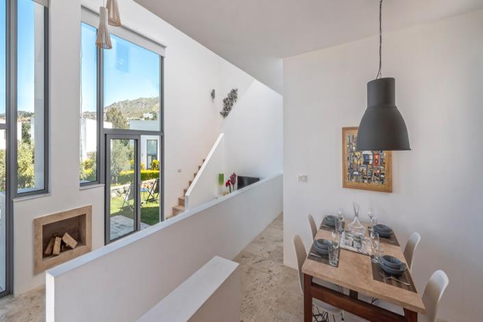 Image No.7-3 Bed Villa / Detached for sale