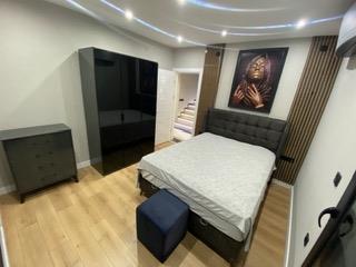 Image No.19-4 Bed Villa / Detached for sale