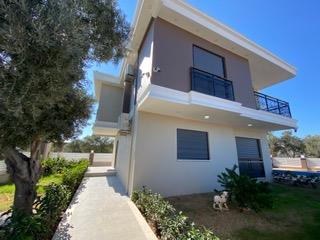 Image No.23-4 Bed Villa / Detached for sale