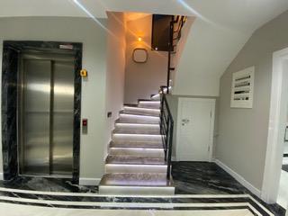 Image No.24-4 Bed Villa / Detached for sale