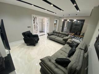 Image No.8-4 Bed Villa / Detached for sale