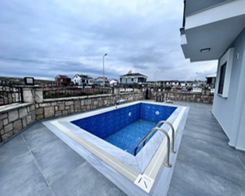 Image No.2-5 Bed Villa / Detached for sale