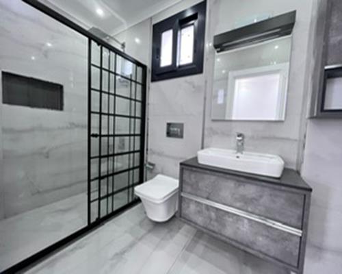 Image No.13-5 Bed Villa / Detached for sale