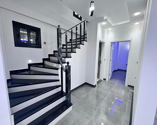 Image No.20-5 Bed Villa / Detached for sale