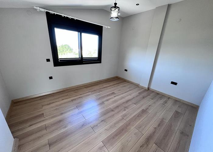 Image No.10-3 Bed Villa for sale