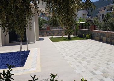 pool-and-garden-area