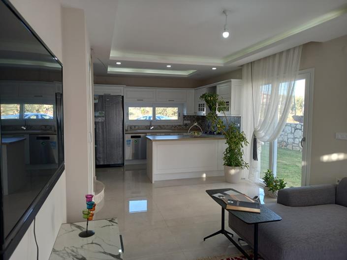 Image No.10-3 Bed Villa for sale