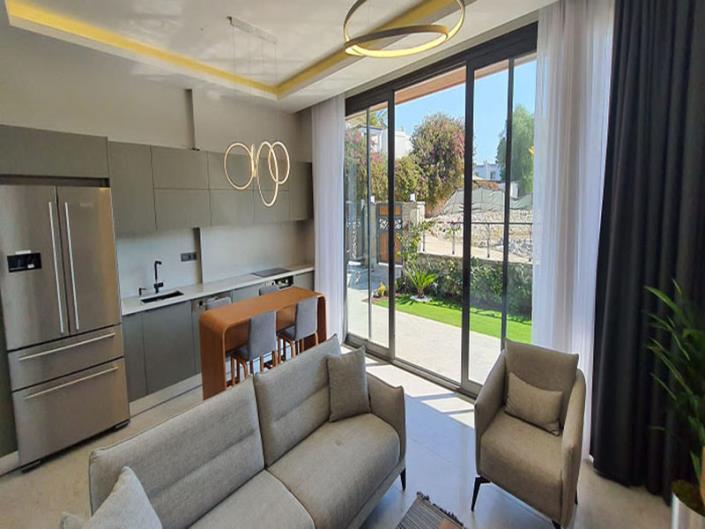 Image No.14-2 Bed Villa / Detached for sale