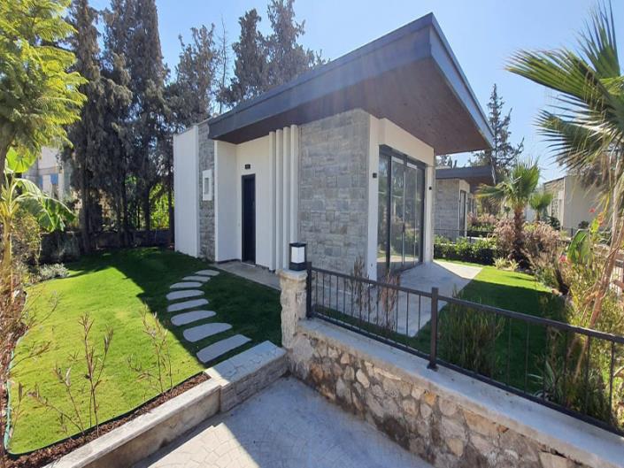 Image No.21-2 Bed Villa / Detached for sale