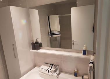 modern-bathroom