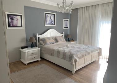 bright-double-bedroom