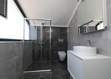 modern-en-suite