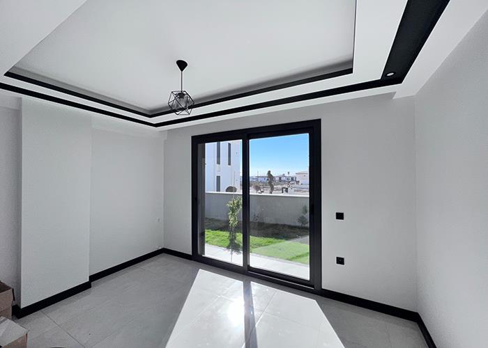 Image No.15-4 Bed Villa / Detached for sale