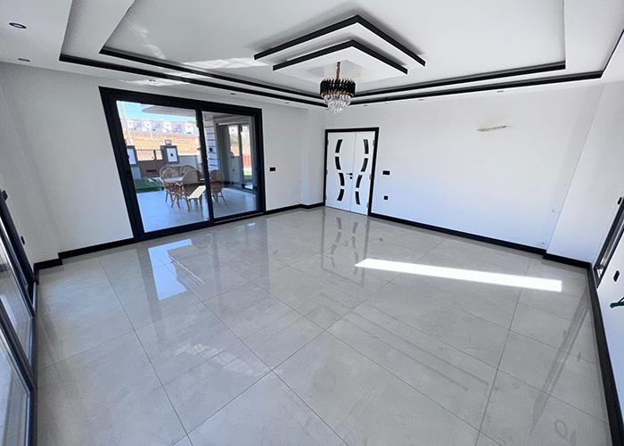 Image No.21-4 Bed Villa / Detached for sale