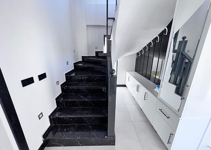 Image No.26-4 Bed Villa / Detached for sale