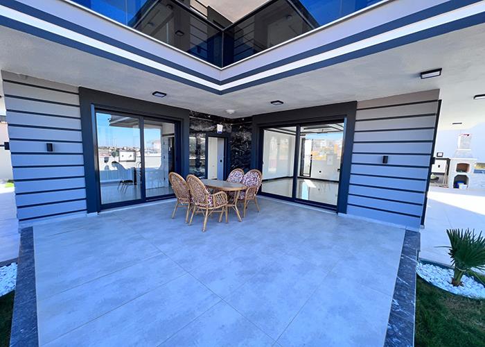 Image No.16-4 Bed Villa / Detached for sale