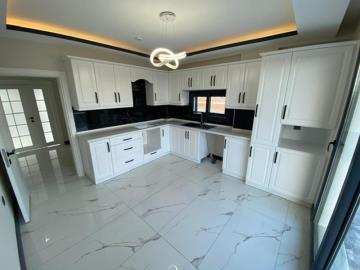 top-quality-fitted-kitchen