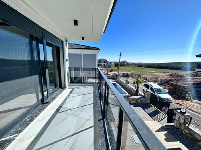 Image No.4-3 Bed Villa / Detached for sale