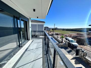 open-view-from-balcony