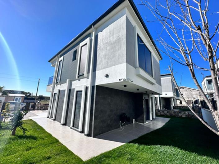 Image No.23-3 Bed Villa / Detached for sale