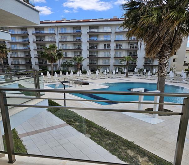 Image No.8-Studio for sale