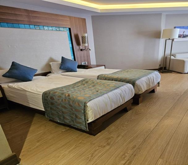 Image No.11-Studio for sale