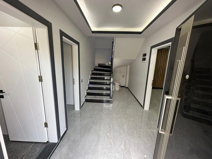 Image No.6-4 Bed Villa / Detached for sale