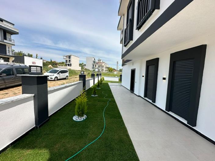 Image No.13-4 Bed Villa / Detached for sale