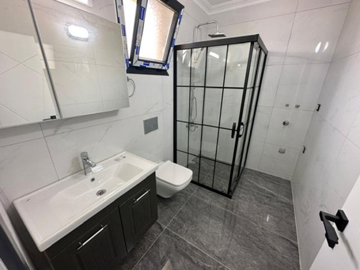 Image No.19-4 Bed Villa / Detached for sale