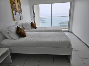 sea-view-from-twin-bedroom