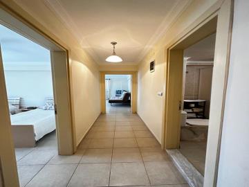 spacious-hallway
