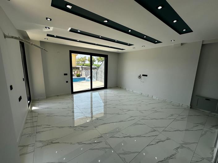 Image No.20-4 Bed Villa for sale