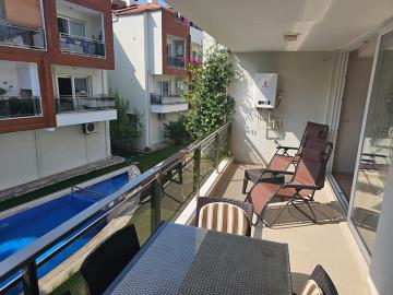 pool-view-balcony