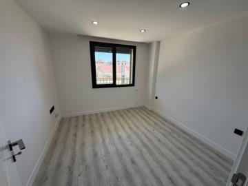 one-bed---spacious-double-size-bedroom