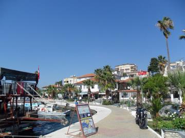 gulluk-seafront