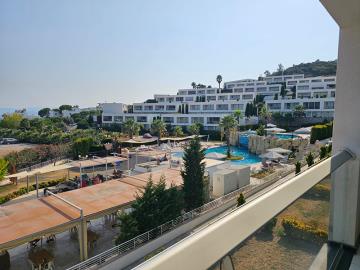 great-view-over-complex-from-balcony