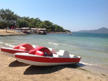 watersport-on-Jasmin-beach