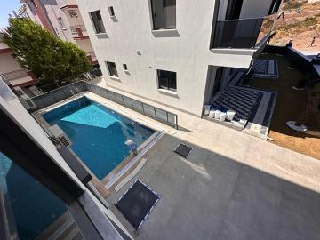 small-site-with-communal-pool