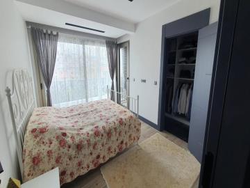 double-bedroom-with-dressing-area