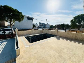 private-pool