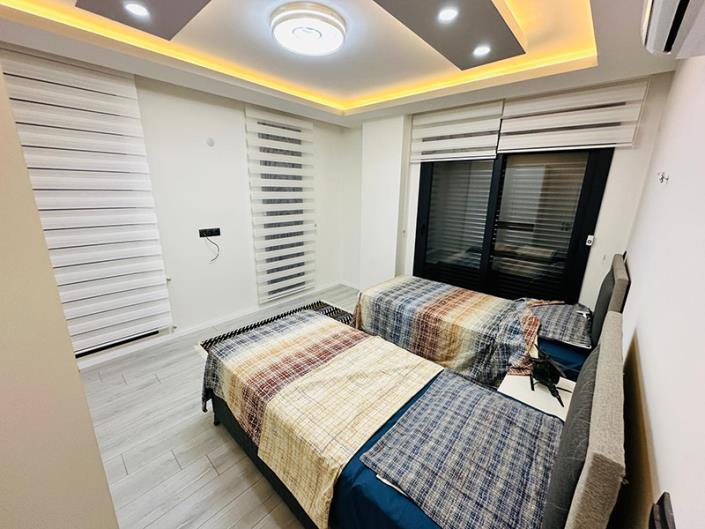 Image No.12-4 Bed Villa / Detached for sale